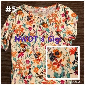 LuLaRoe Gigi top